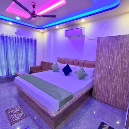 Deluxe Triple Bed Room